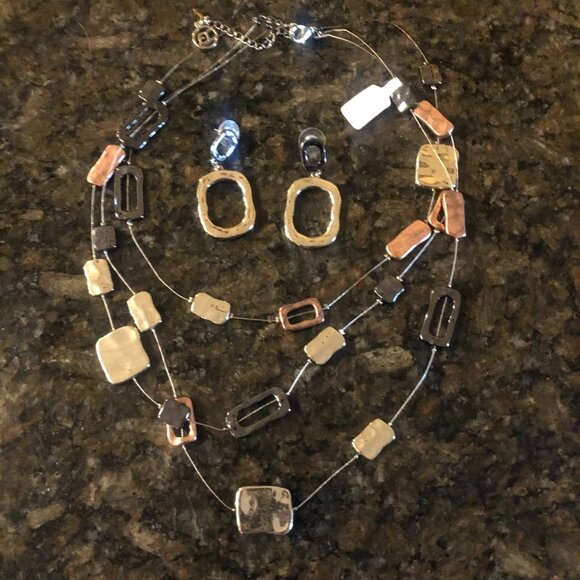 Erica Lyons 3 Strand Necklace Earring Set Copper Black Silver Colors - Picture 1 of 7